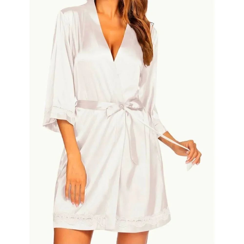 NWT Robe Women's Small Ivory White Satin Lace Trim Bridal Wedding